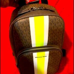 Michael KORS Sling Bag